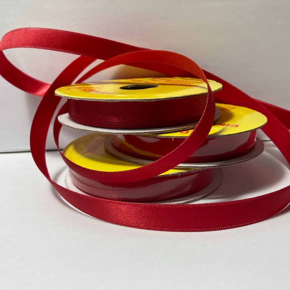 10 Coin Edge Ribbon Solid Red - Picture 2 of 15